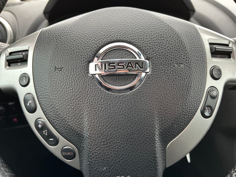 nissan-qashqai-2012-1081-11