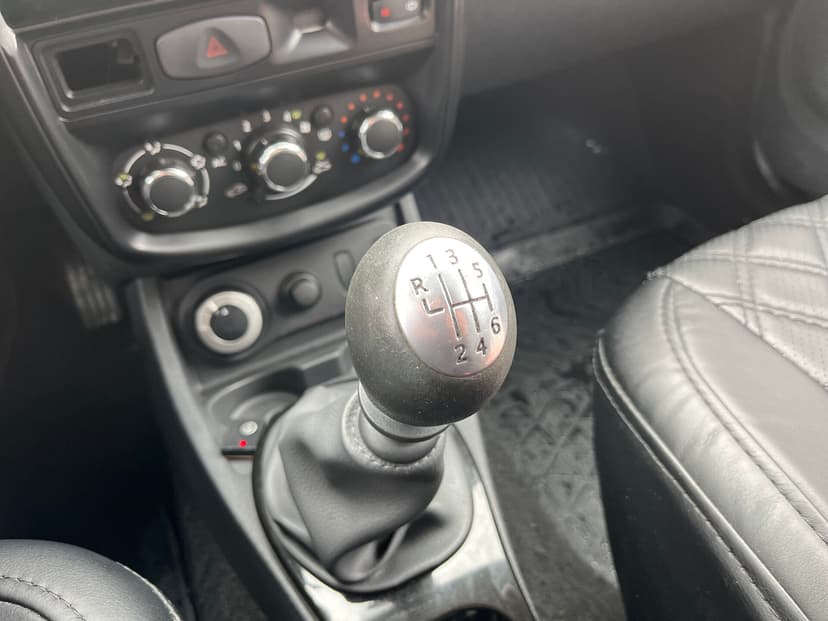 renault-duster-2012-172-14