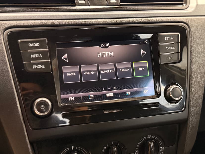 skoda-rapid-2019-699-13