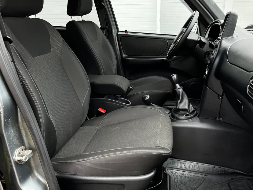 chevrolet-niva-2019-462-24