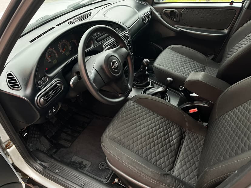 ваз (lada)-niva travel-2022-621-21