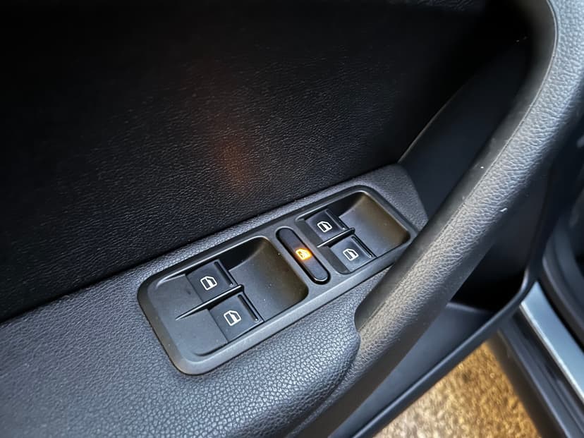 skoda-yeti-2012-682-20