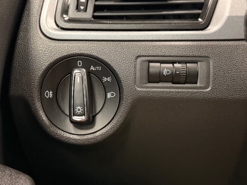 skoda-rapid-2019-699-16