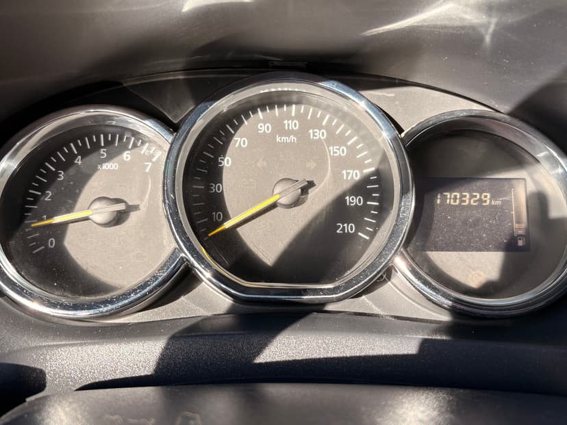 renault-sandero-2016-357-13