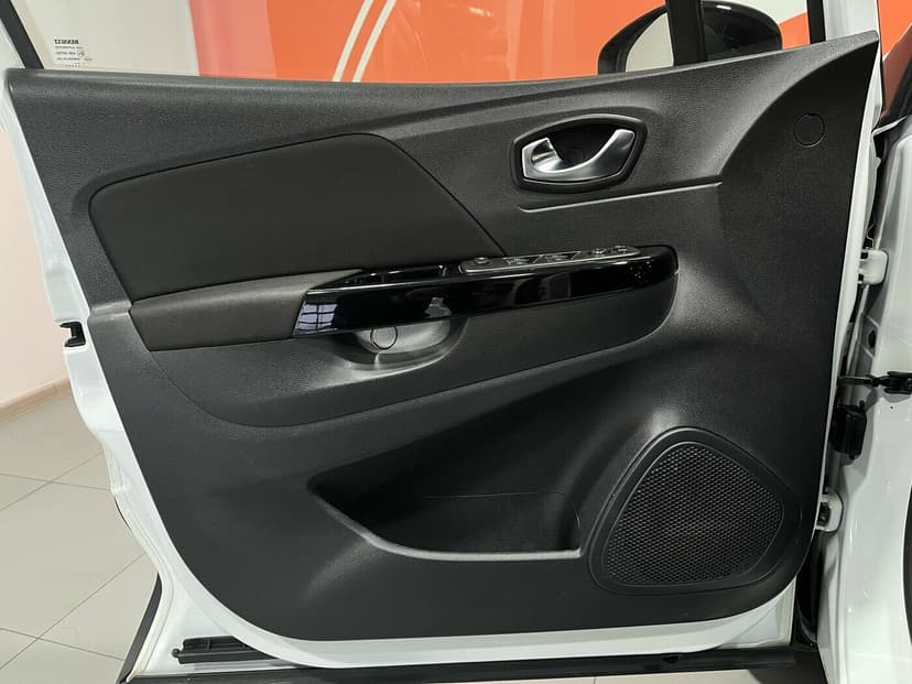 renault-kaptur-2021-11-23
