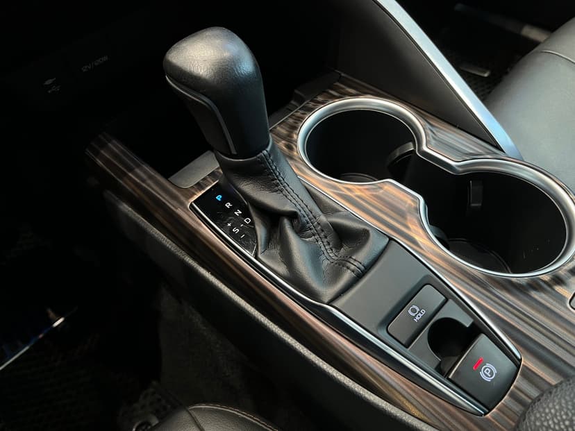 toyota-camry-2019-939-24