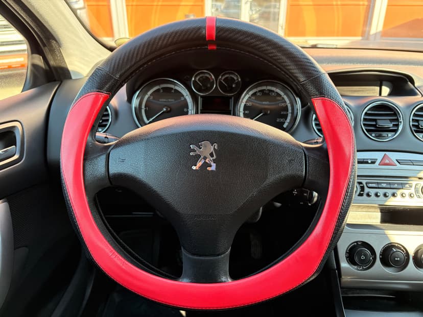 peugeot-308-2011-493-10