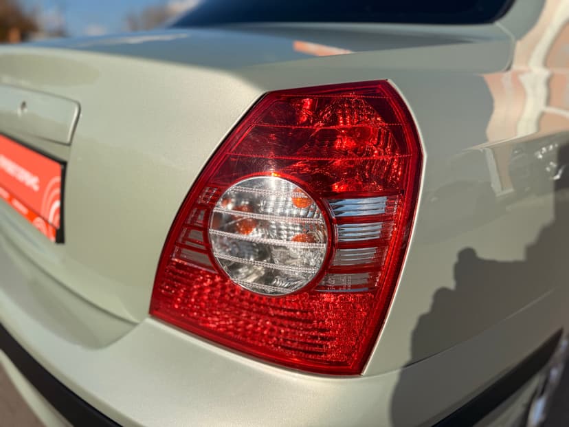 hyundai-elantra-2004-607-8