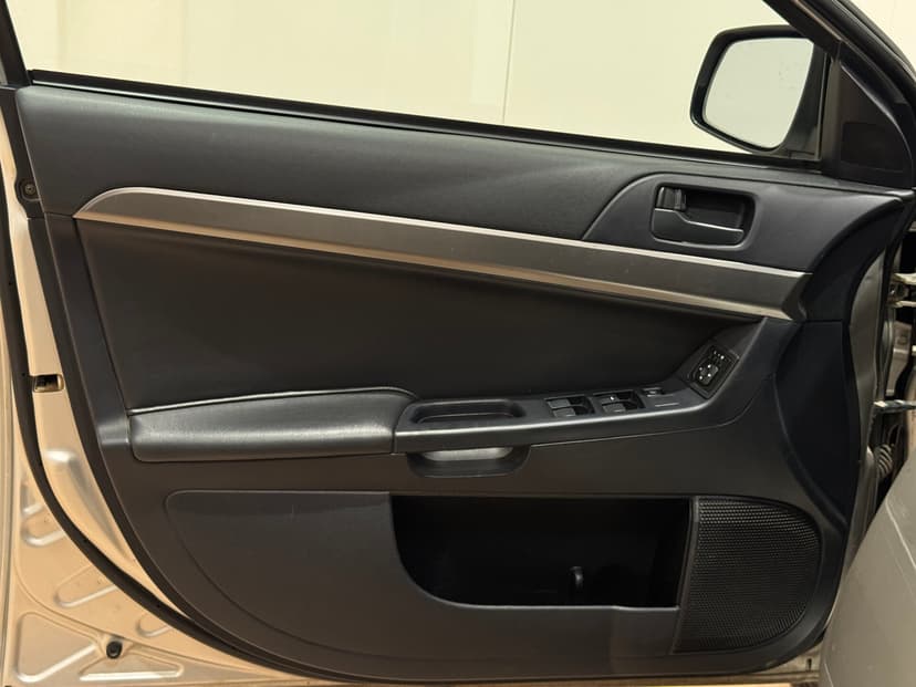 mitsubishi-lancer-2013-974-20