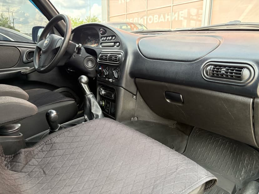 chevrolet-niva-2012-136-16