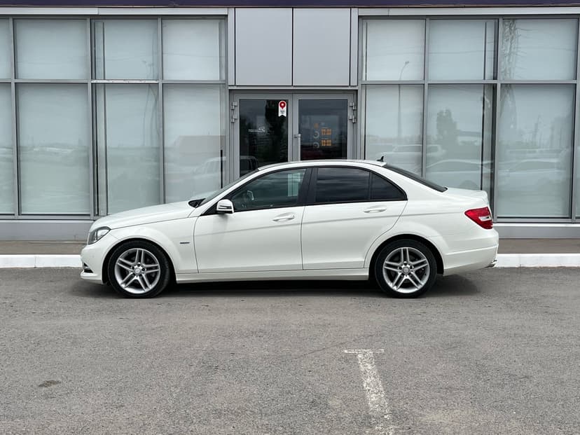 mercedes-benz-c-класс-2011-20-7