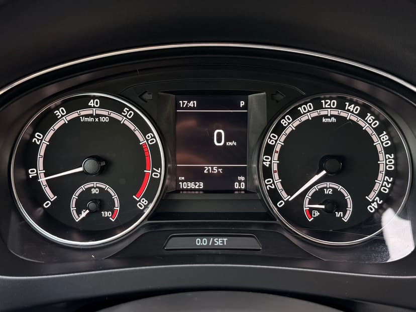 skoda-rapid-2017-522-14