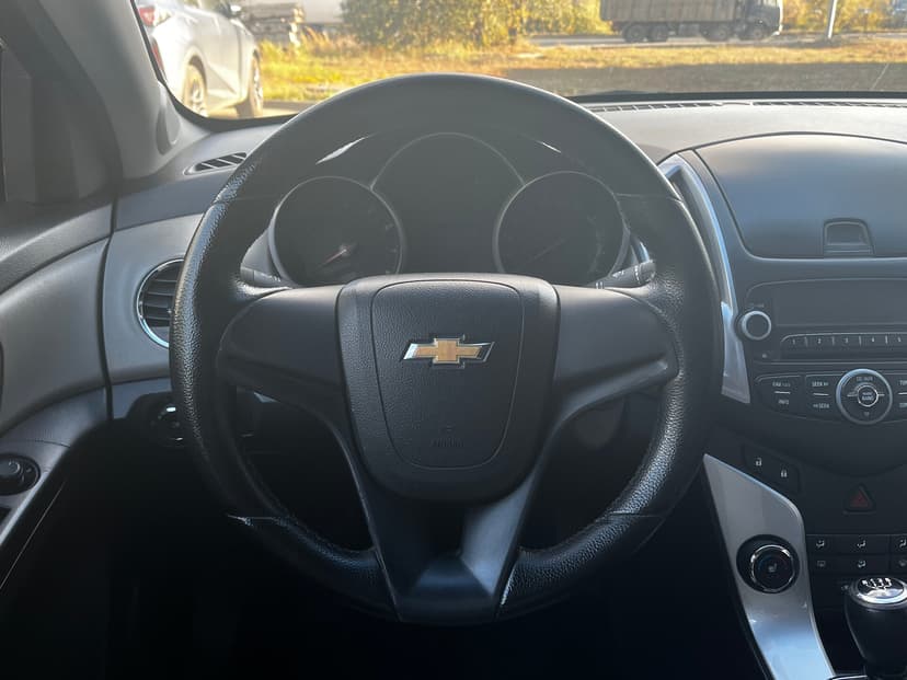 chevrolet-cruze-2013-490-10