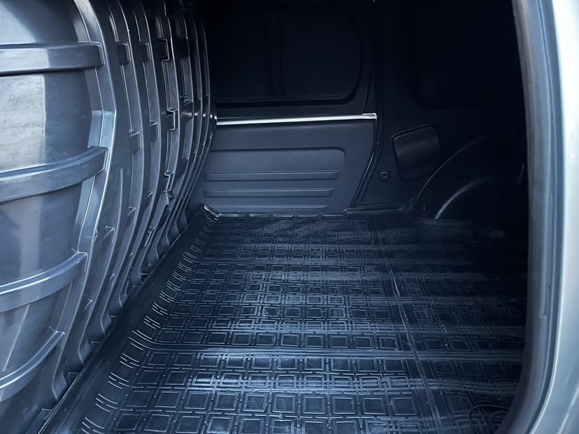 ваз (lada)-largus-2021-537-11