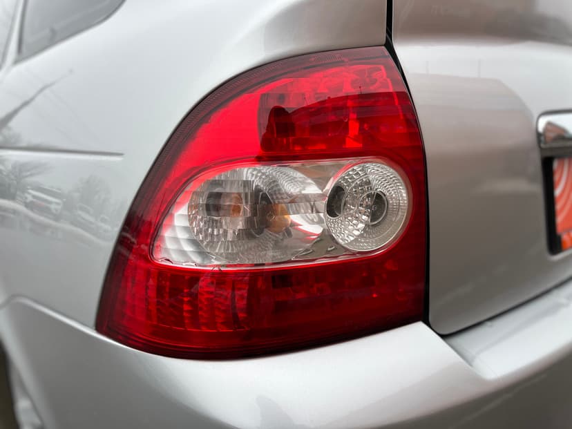 ваз (lada)-priora-2012-1030-9