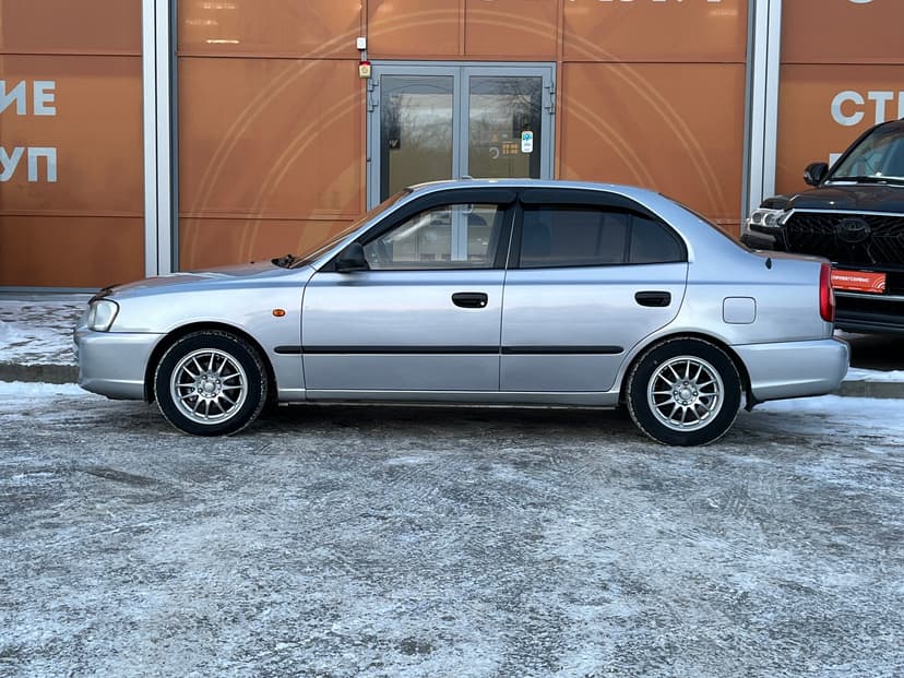 hyundai-accent-2006-990-7