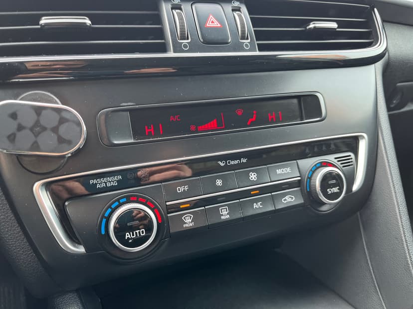 kia-optima-2017-975-16