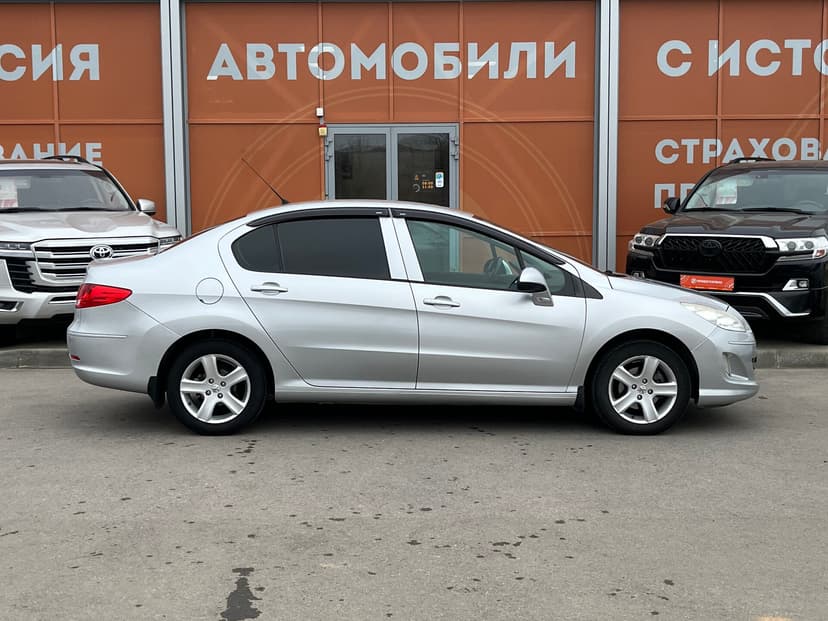 peugeot-408-2012-628-3