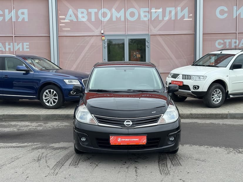nissan-tiida-2011-122-1