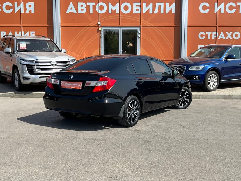 honda-civic-2012-242-4