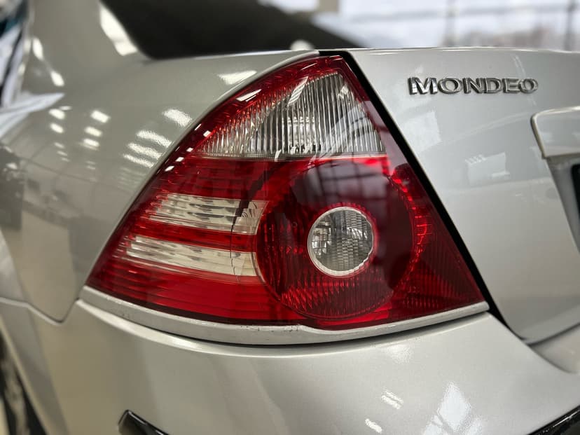ford-mondeo-2005-108-9