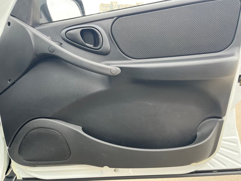 chevrolet-niva-2015-1223-21