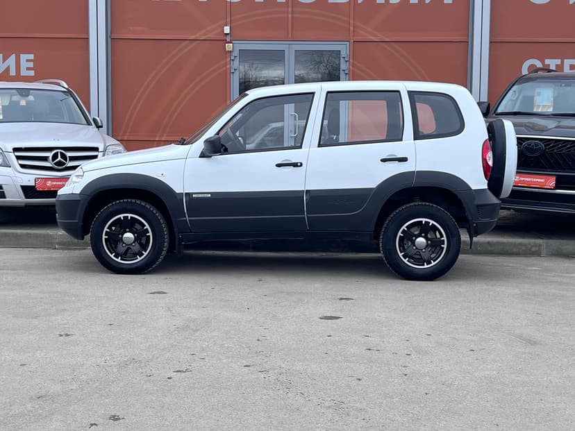 chevrolet-niva-2015-1223-7