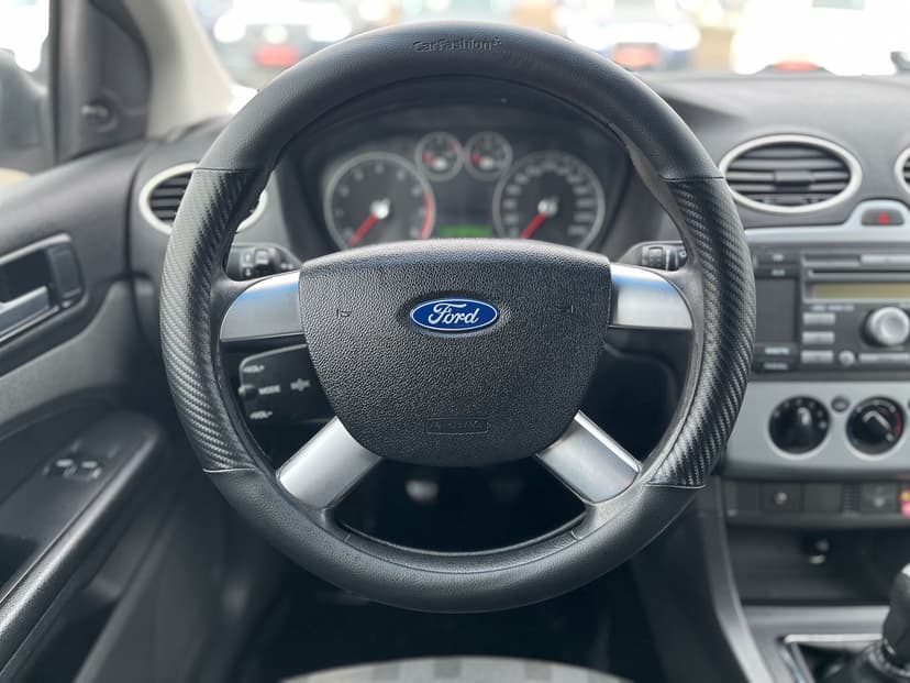 ford-focus-2007-762-10