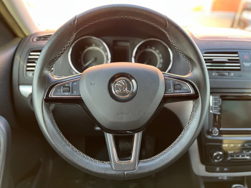 skoda-yeti-2016-946-11