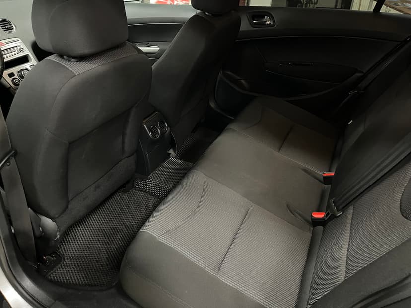 peugeot-408-2012-628-13