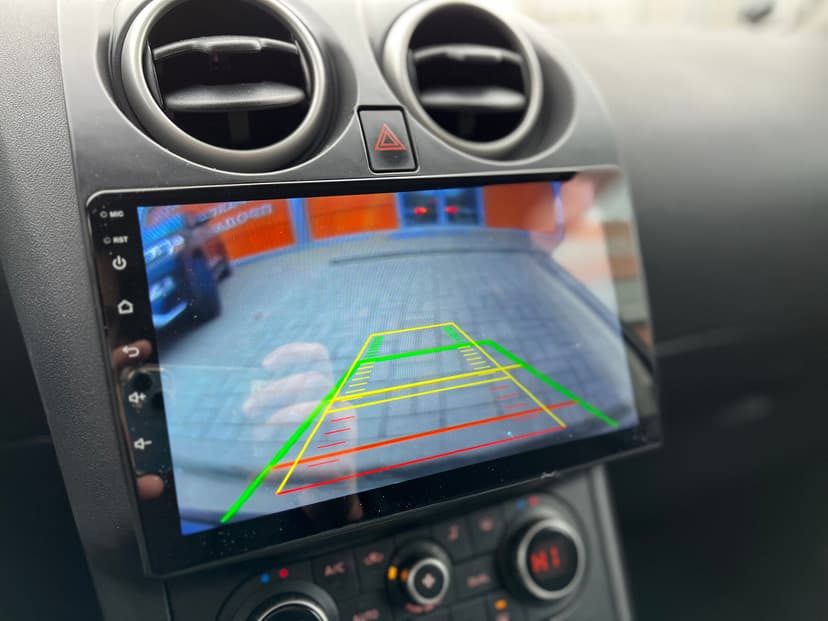 nissan-qashqai-2012-1081-13