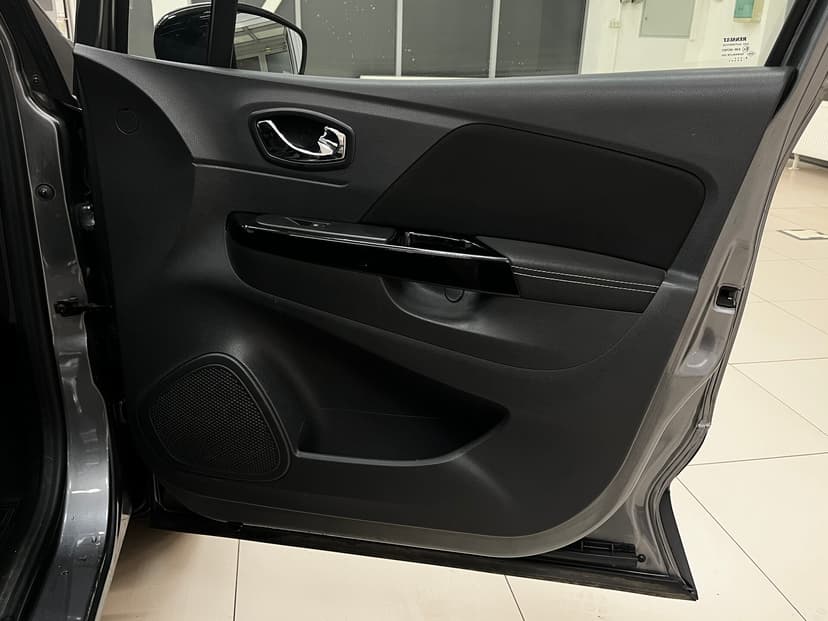 renault-kaptur-2018-732-27