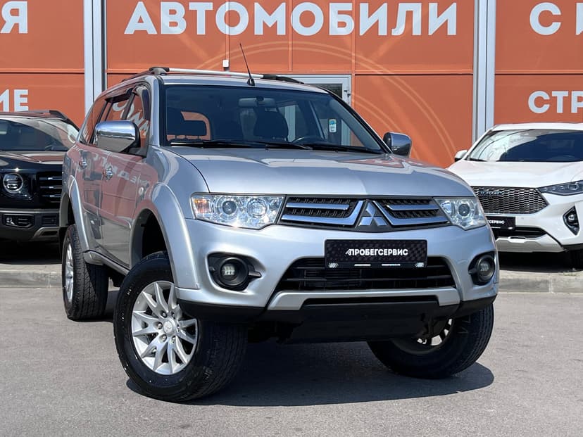 Mitsubishi Pajero Sport с пробегом, 2014 год, Волгоград, 2.5 дизель, Автомат - вид 3
