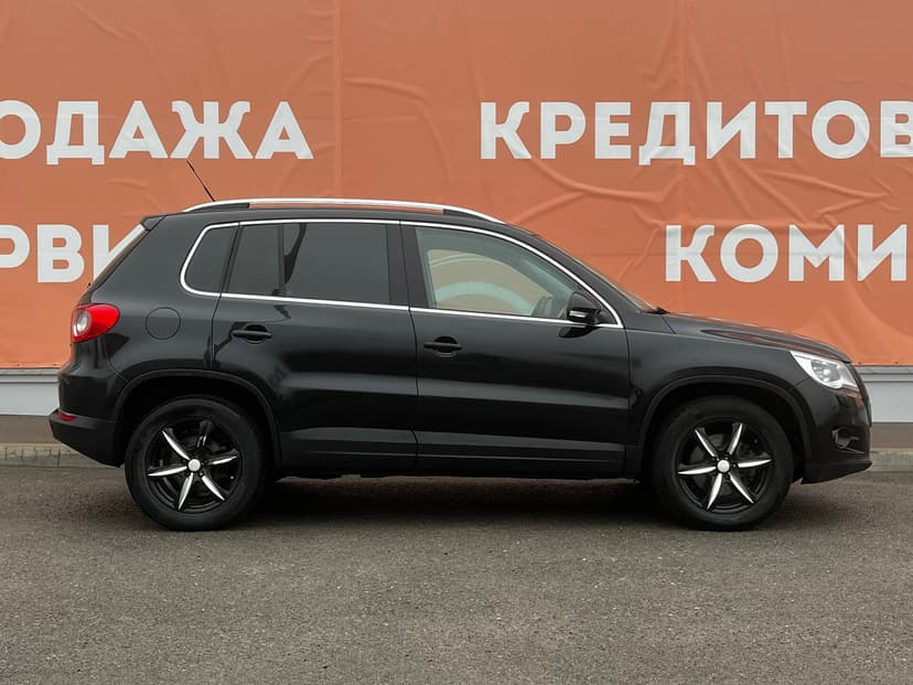 volkswagen-tiguan-2010-664-3
