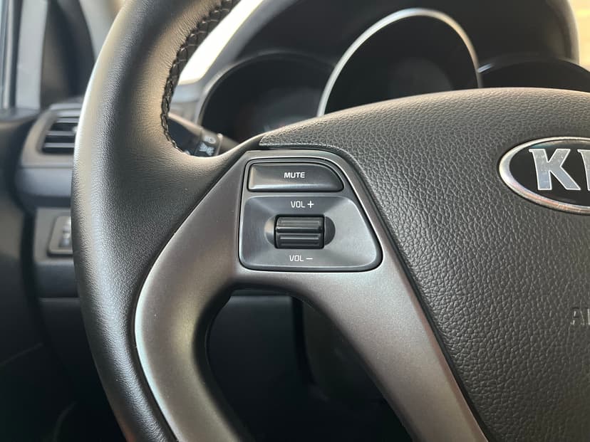 KIA Rio с пробегом, 2015 год, Волгоград, 1.6 бензин, Механика - вид 12