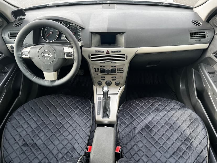 opel-astra-2007-719-9