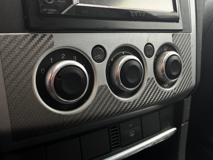 ford-focus-2007-594-11