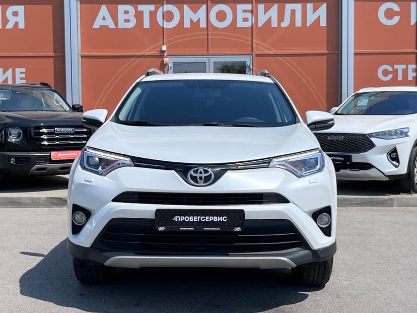 Toyota RAV4 с пробегом, 2019 год, Волгоград, 2.2 дизель, Автомат - вид 2