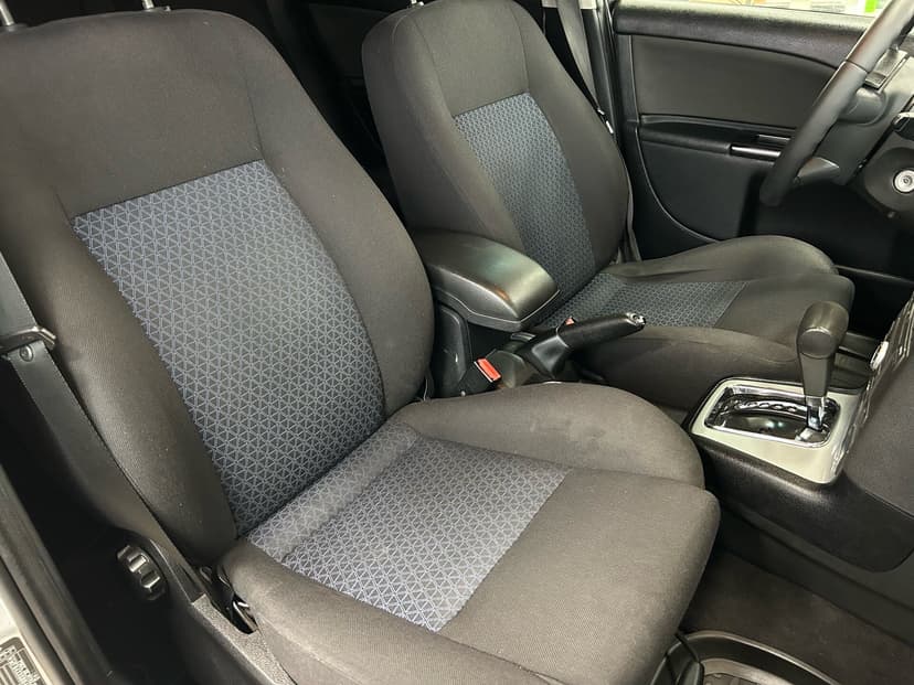 ford-mondeo-2005-108-22