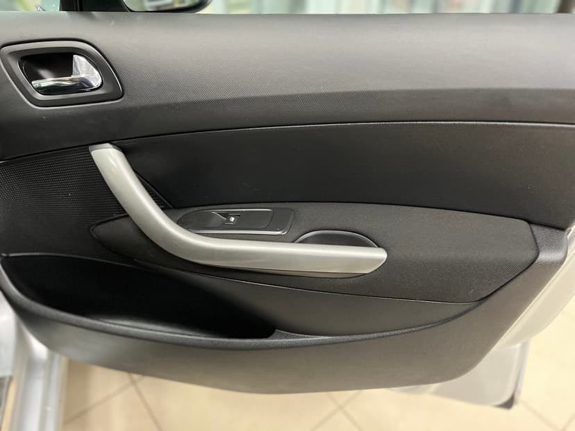 peugeot-408-2012-628-17