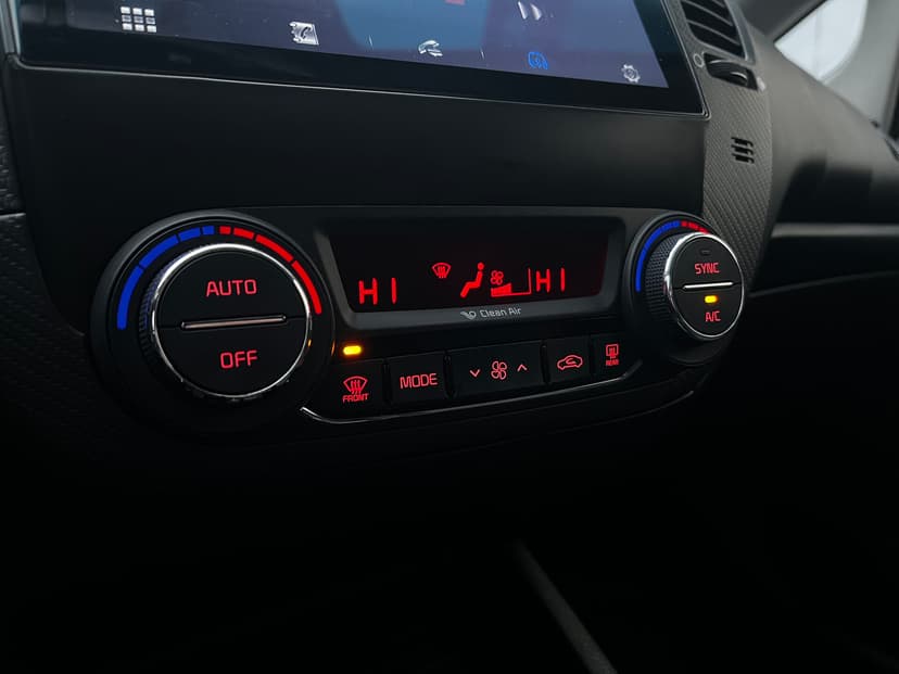 kia-cerato-2017-60-17