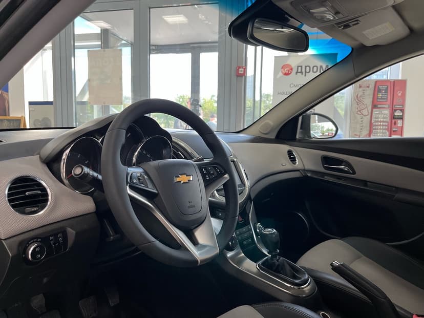 chevrolet-cruze-2013-144-14