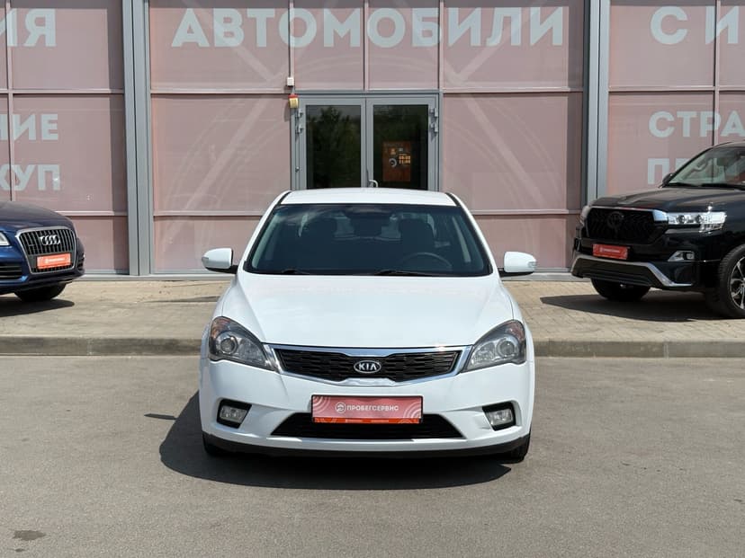 kia-ceed-2011-132-1