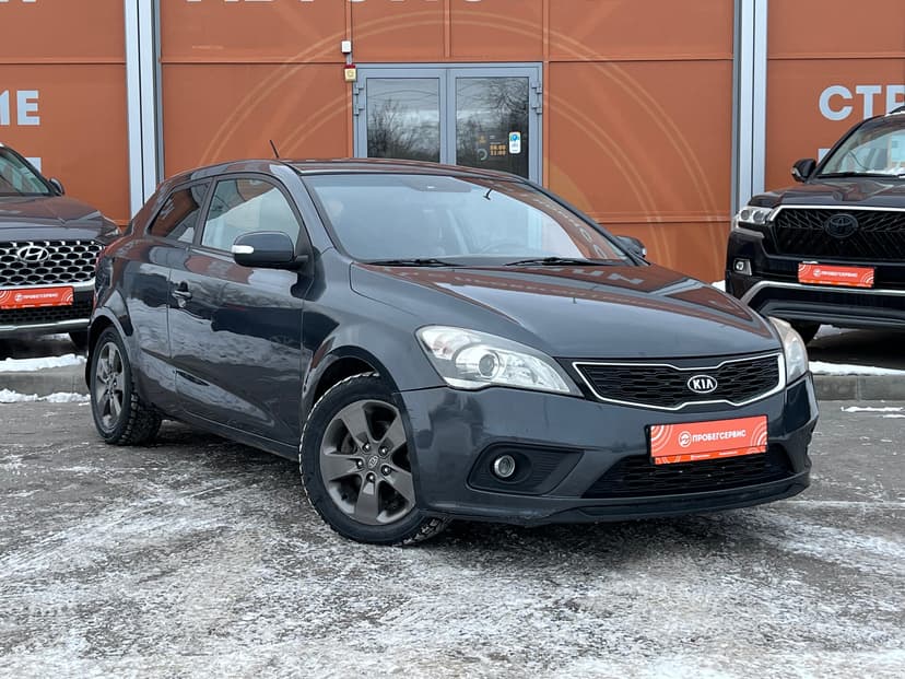 kia-ceed-2011-395-2