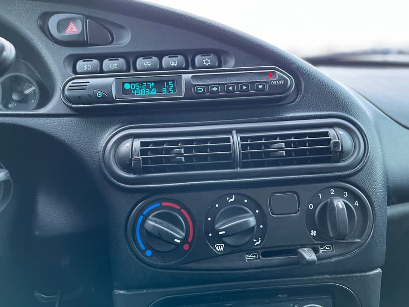 chevrolet-niva-2017-1009-13