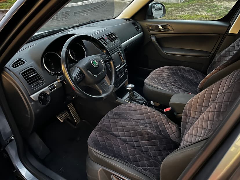 skoda-yeti-2012-682-23