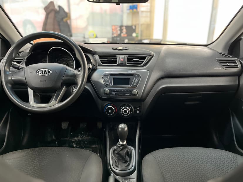 kia-rio-2012-908-10
