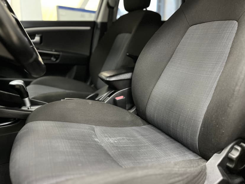 kia-ceed-2011-847-20