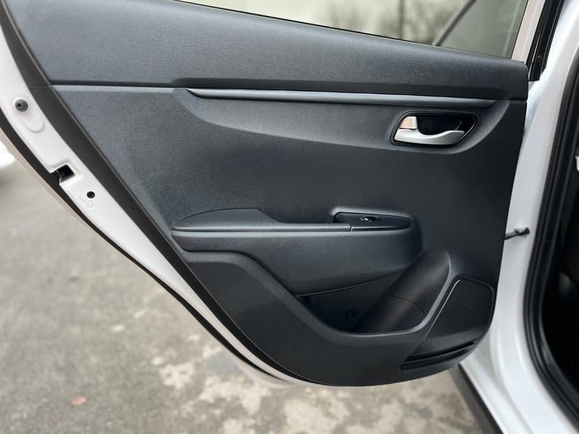 kia-rio x-2021-708-22