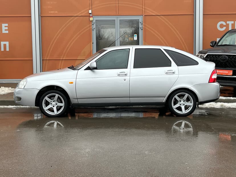 ваз (lada)-priora-2012-1030-7